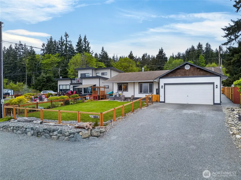1584 Country Club Drive Camano Island WA 98282