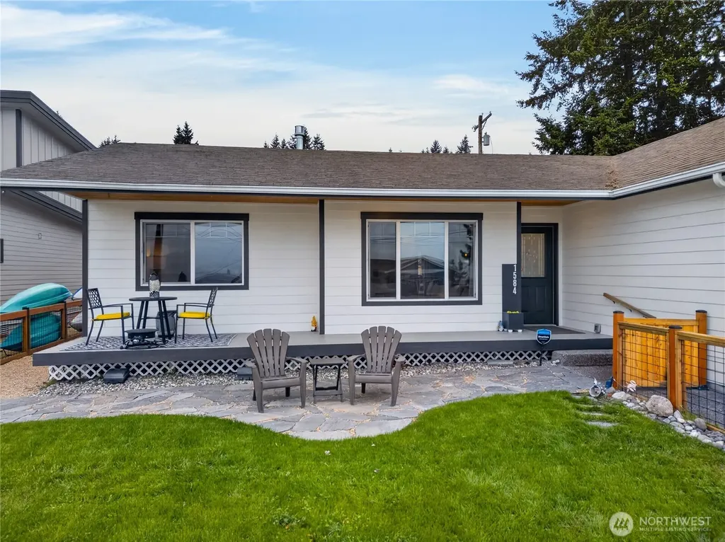 1584 Country Club Drive Camano Island WA 98282