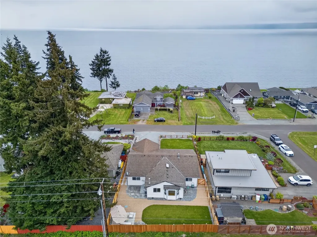 1584 Country Club Drive Camano Island WA 98282