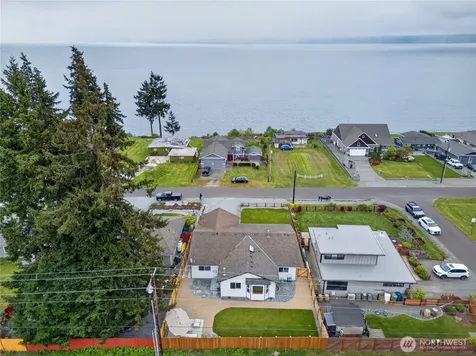 1584 Country Club Drive Camano Island WA 98282