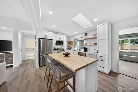 1584 Country Club Drive Camano Island WA 98282