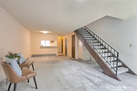 1040 S 320th Street Federal Way WA 98003