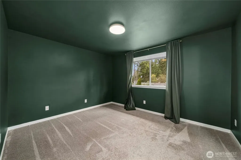 37620 39th Avenue S Auburn WA 98001