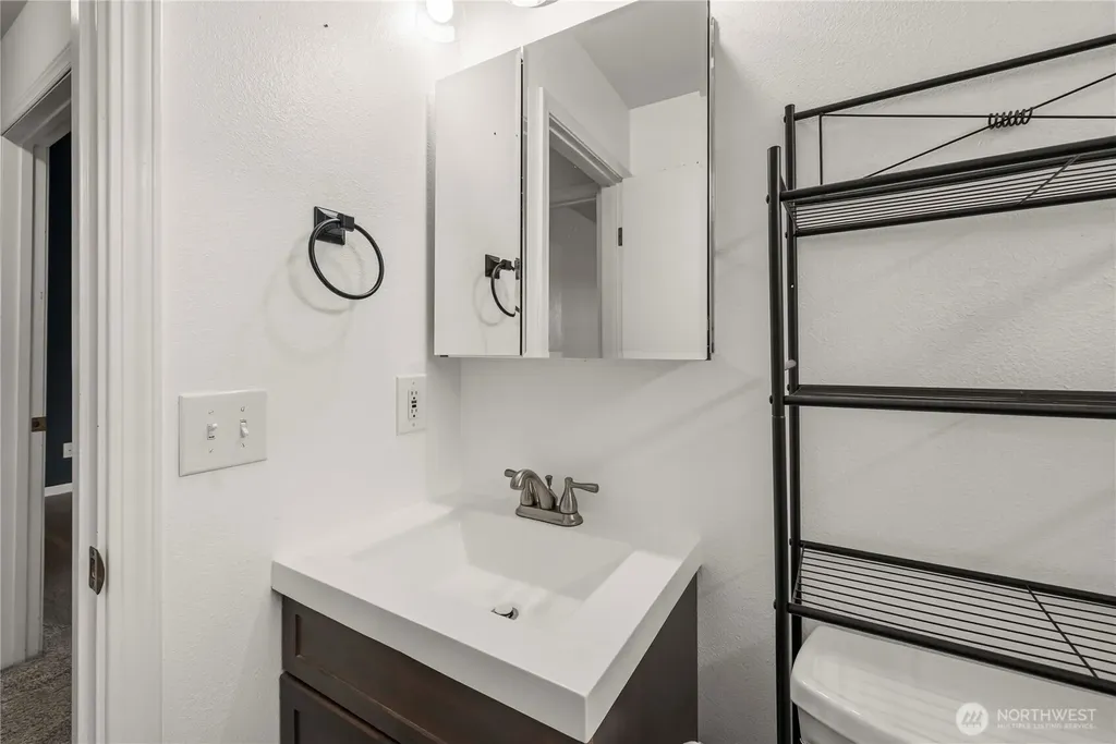 37620 39th Avenue S Auburn WA 98001