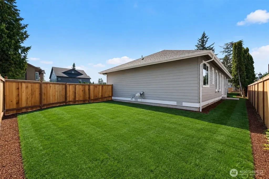 11014 6th Avenue W Everett WA 98204