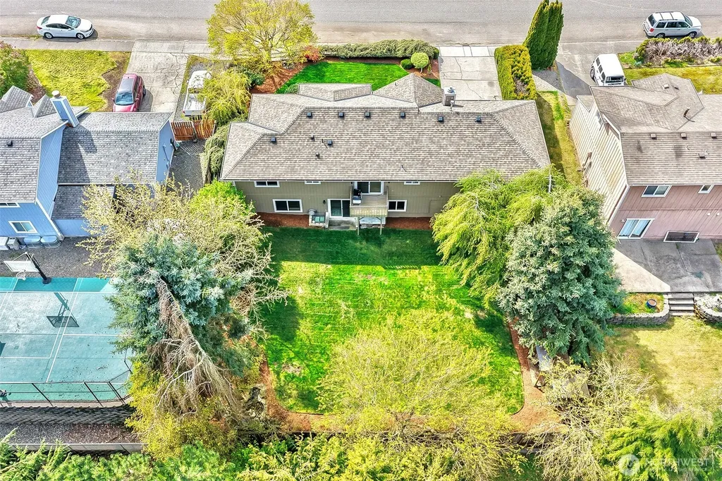 10103 27th Drive SE Everett WA 98208
