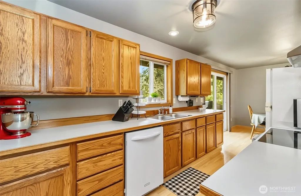 10103 27th Drive SE Everett WA 98208