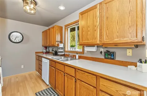 10103 27th Drive SE Everett WA 98208