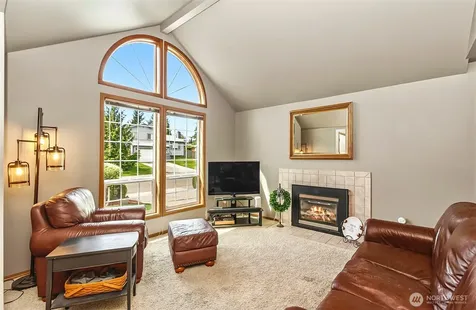 10103 27th Drive SE Everett WA 98208