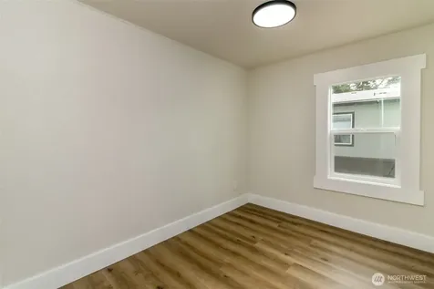 8915 226th Graham WA 98338