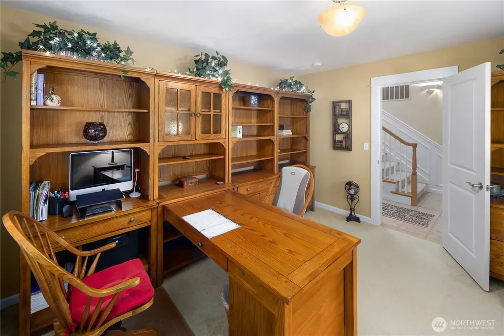 981 E Lakeshore Drive Allyn WA 98524
