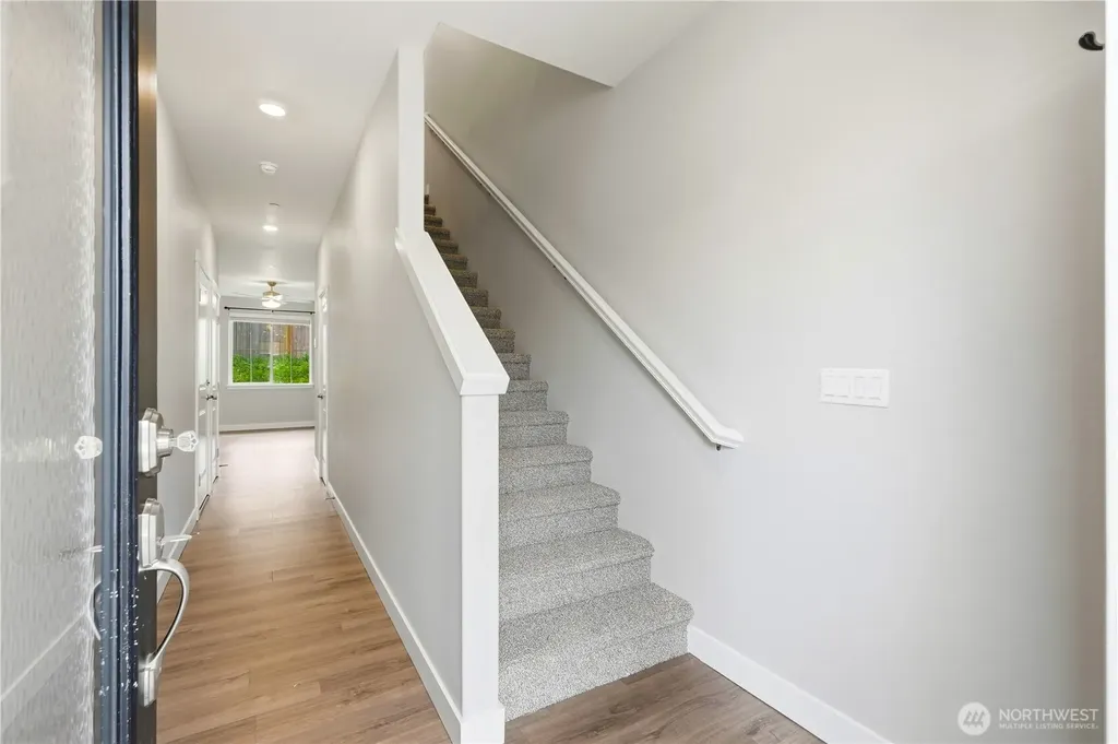 8405 Gilman Way Arlington WA 98223