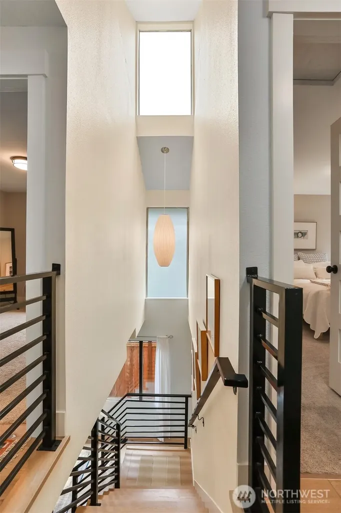 12328 38th Avenue NE Seattle WA 98125