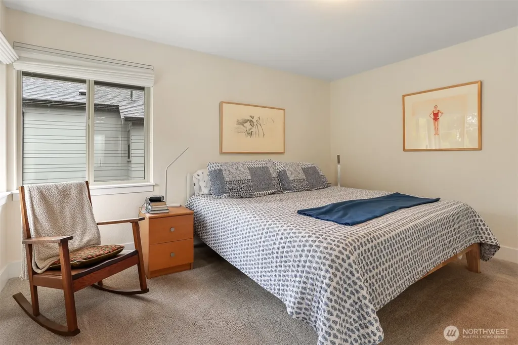 12328 38th Avenue NE Seattle WA 98125