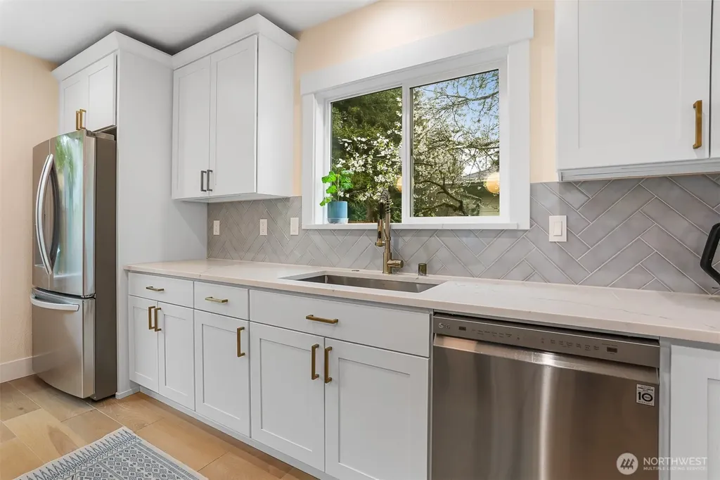 12328 38th Avenue NE Seattle WA 98125