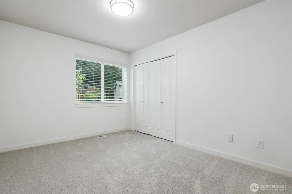 12823 65th Place W Edmonds WA 98026