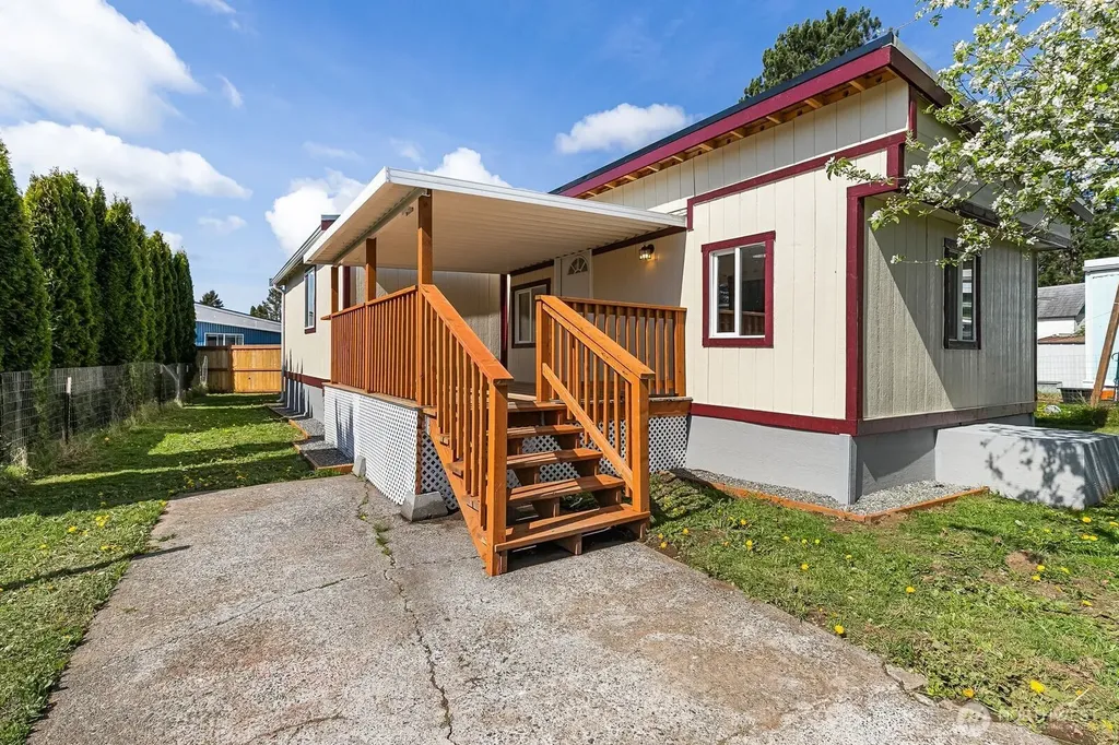 2392 Douglas Road Ferndale WA 98248