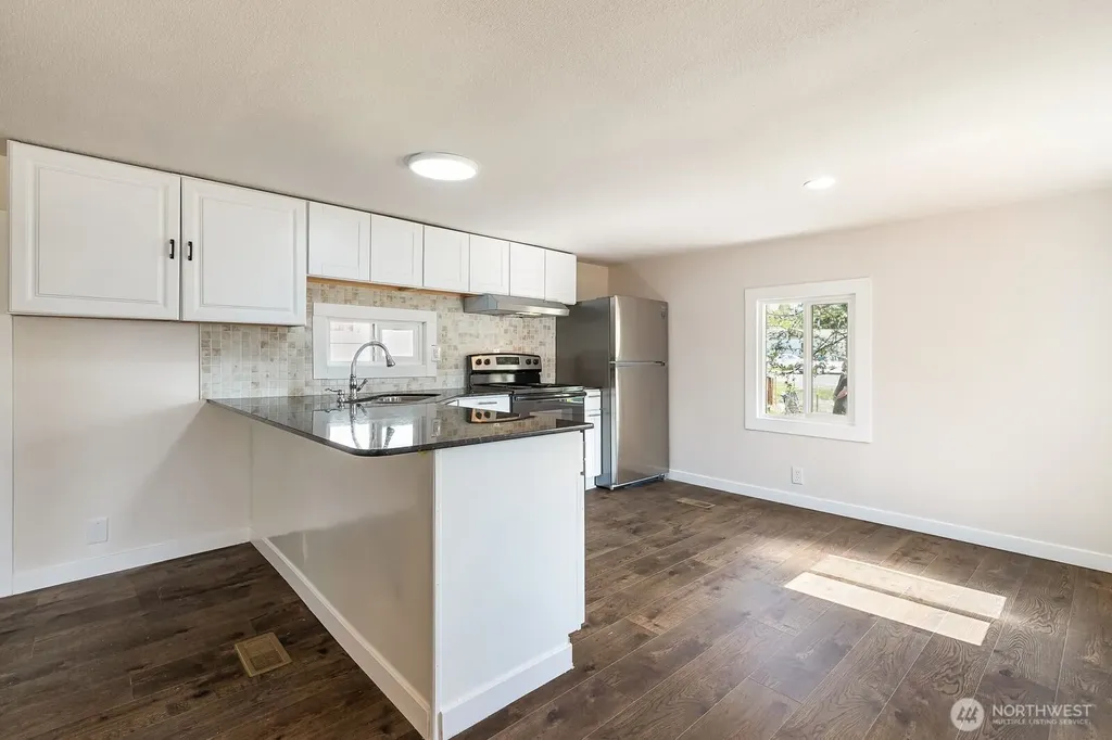 2392 Douglas Road Ferndale WA 98248
