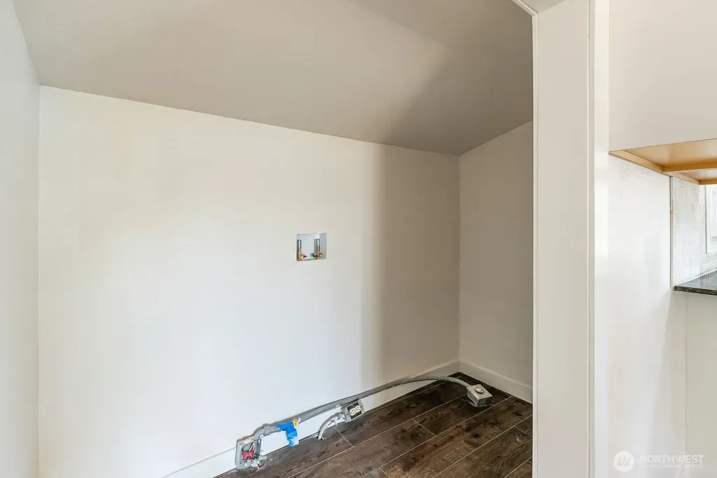 2392 Douglas Road Ferndale WA 98248