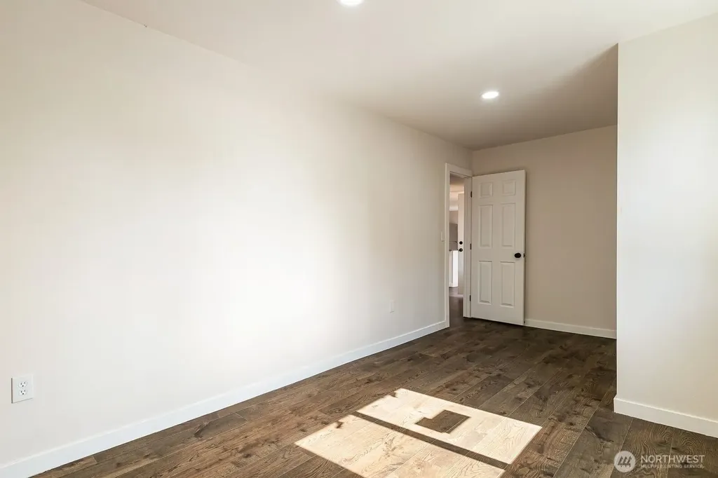 2392 Douglas Road Ferndale WA 98248