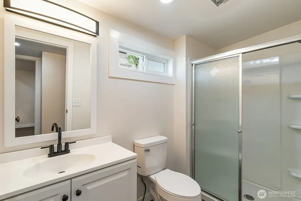 2392 Douglas Road Ferndale WA 98248