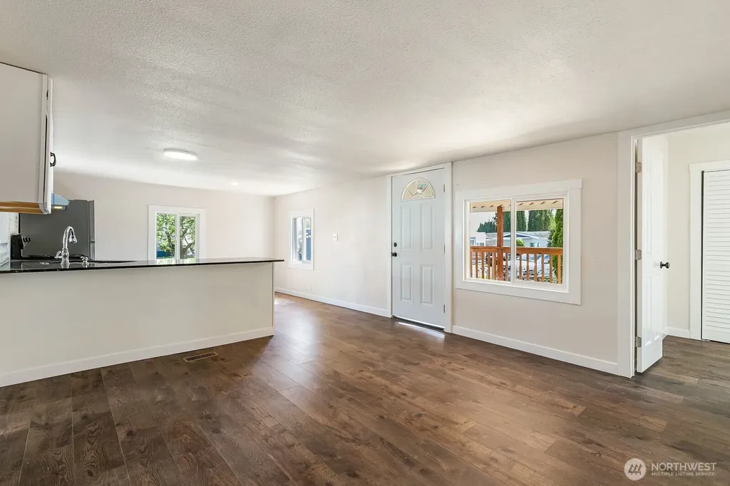 2392 Douglas Road Ferndale WA 98248