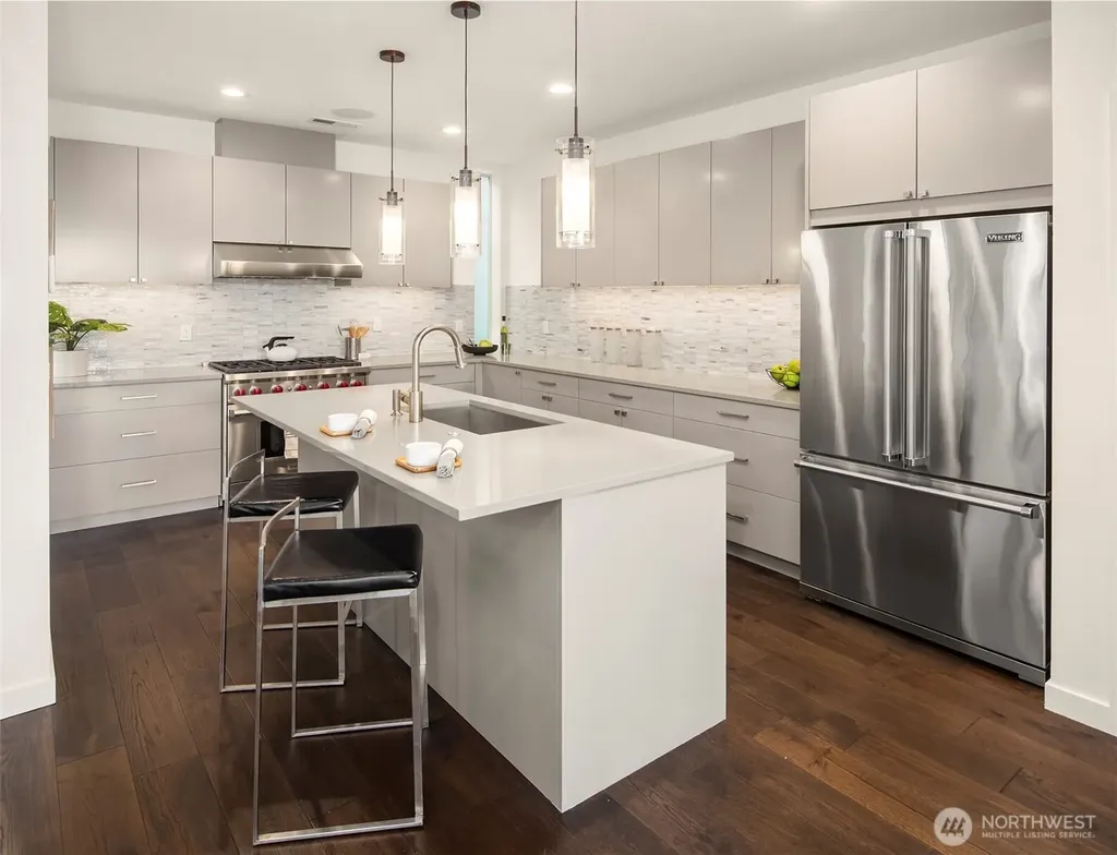 2834 Fairview Avenue E Seattle WA 98102