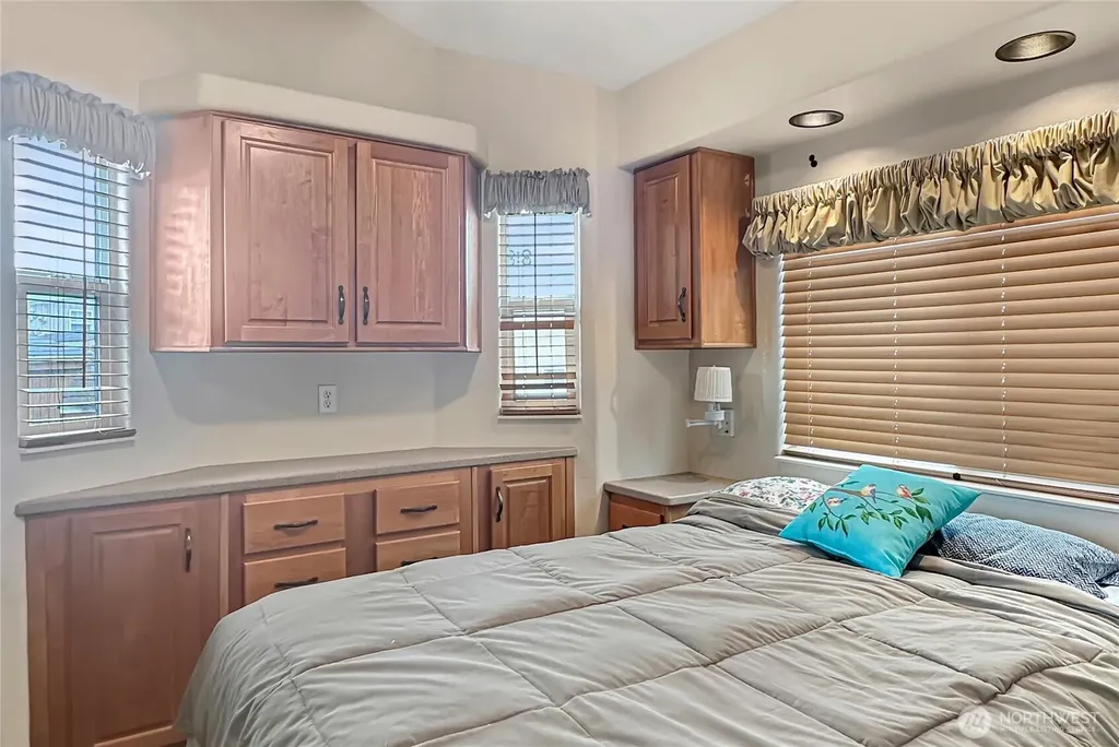 7704 Birch Bay Drive Blaine WA 98230