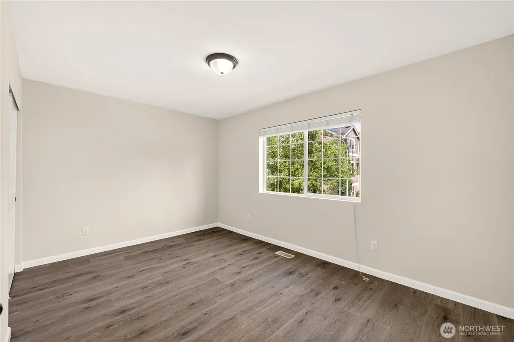 335 NE Graham Avenue Renton WA 98059