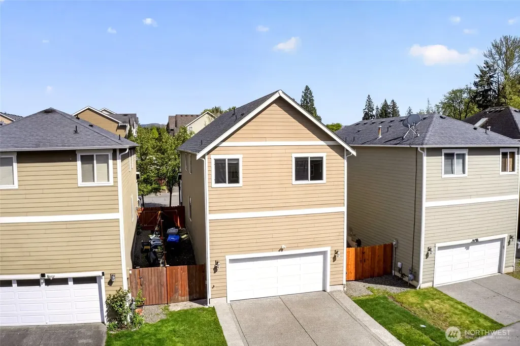 335 NE Graham Avenue Renton WA 98059