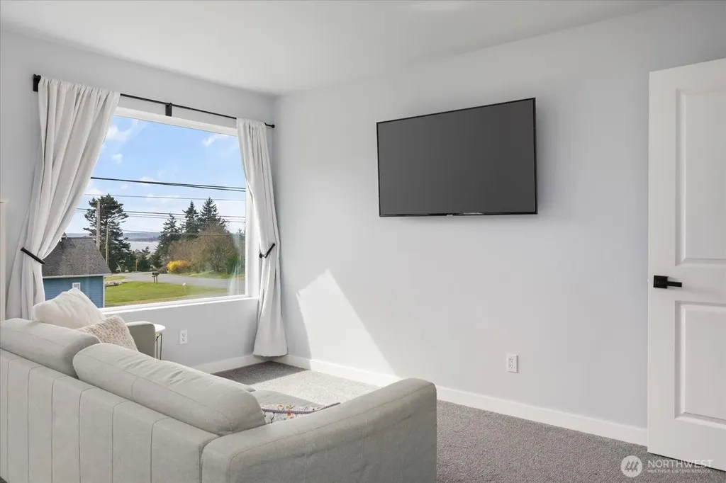 1203 Byrd Street Coupeville WA 98239