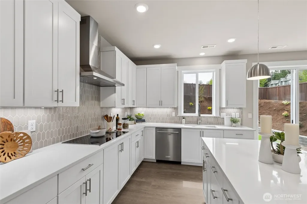 23642 SE 49th Street Issaquah WA 98029