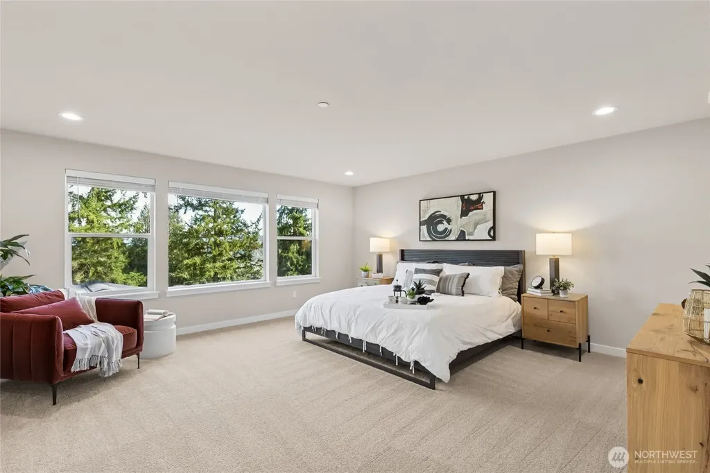 23642 SE 49th Street Issaquah WA 98029