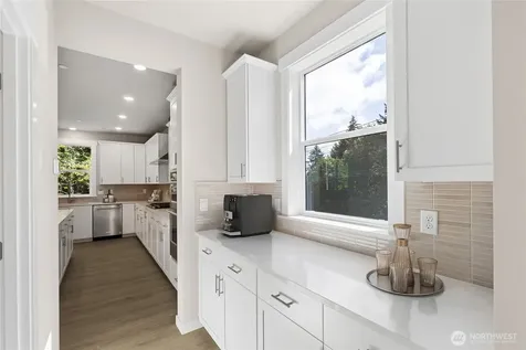 23642 SE 49th Street Issaquah WA 98029