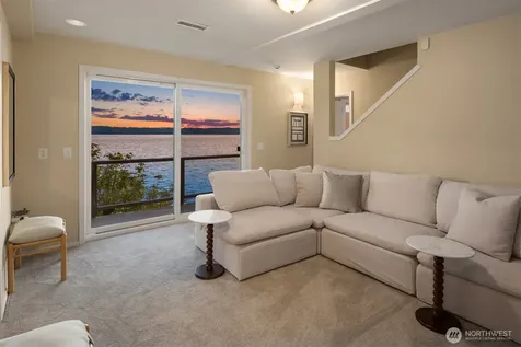 10835 Arroyo Beach Place SW Seattle WA 98146
