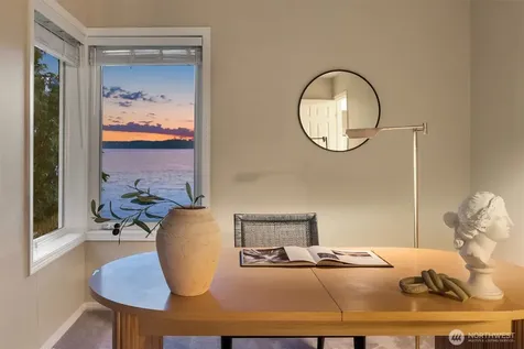 10835 Arroyo Beach Place SW Seattle WA 98146