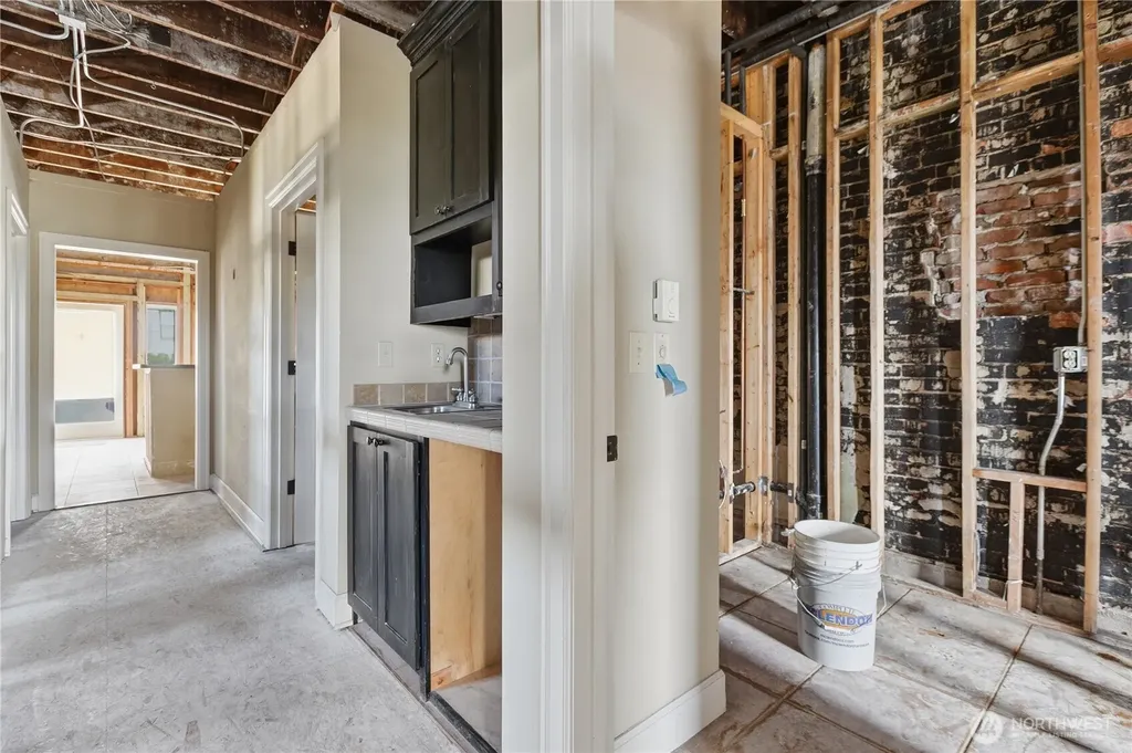 2602 Grand Avenue Everett WA 98201