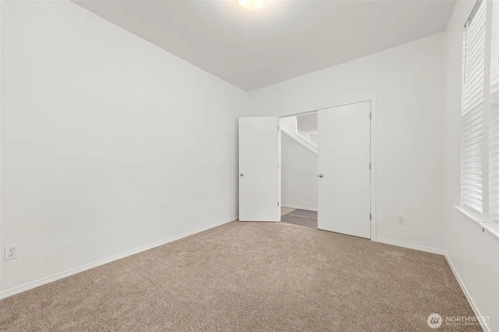 202 Hawk Avenue SW Orting WA 98360