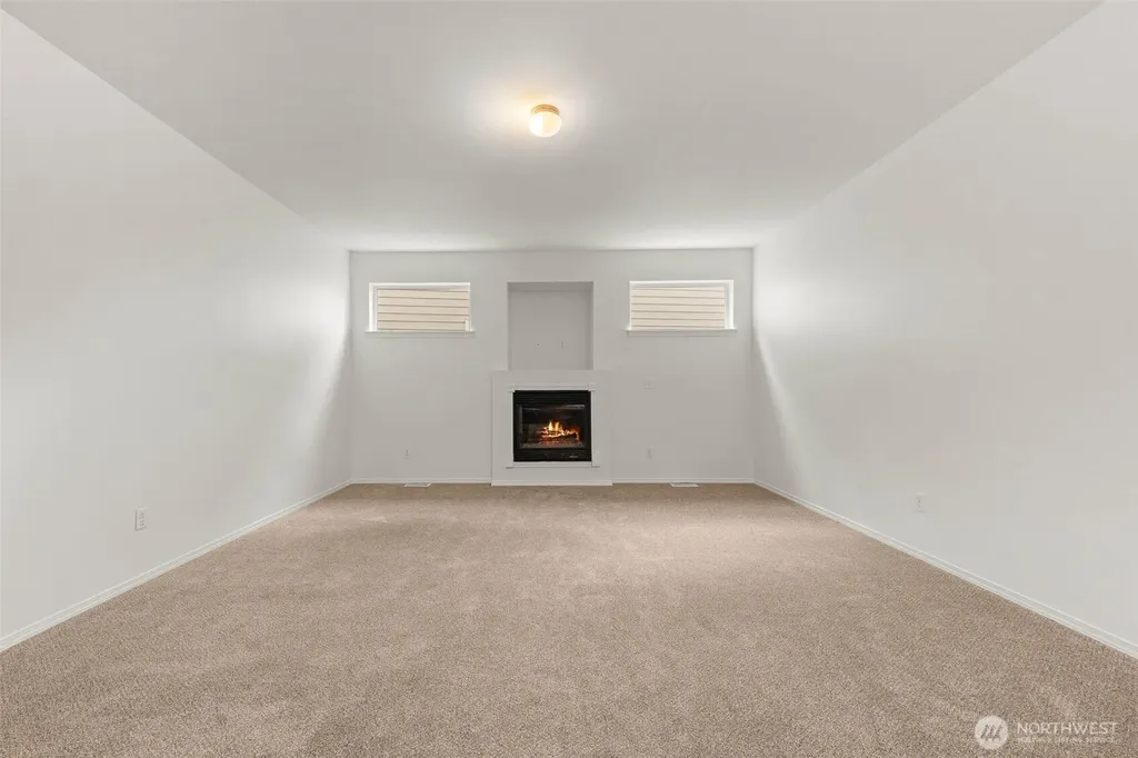 202 Hawk Avenue SW Orting WA 98360