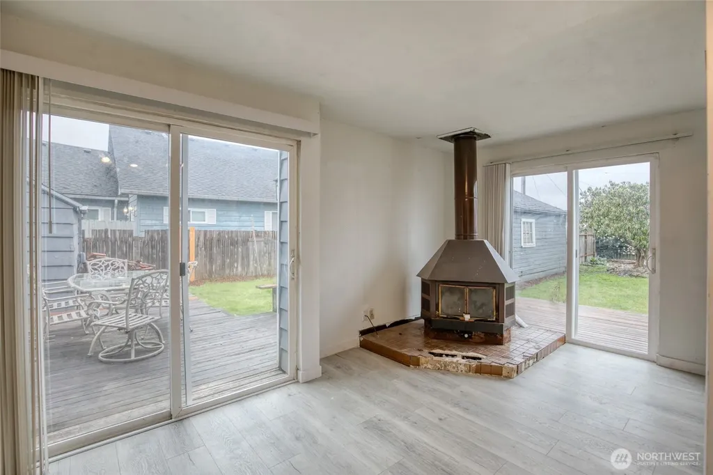 1509 Cherry Street Aberdeen WA 98520