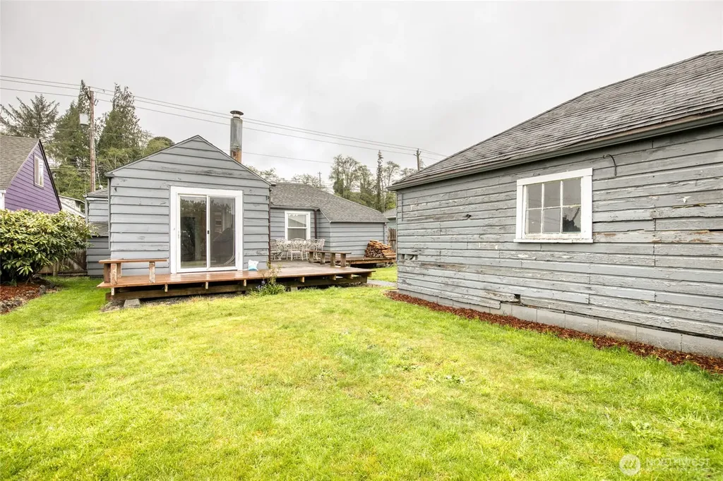 1509 Cherry Street Aberdeen WA 98520