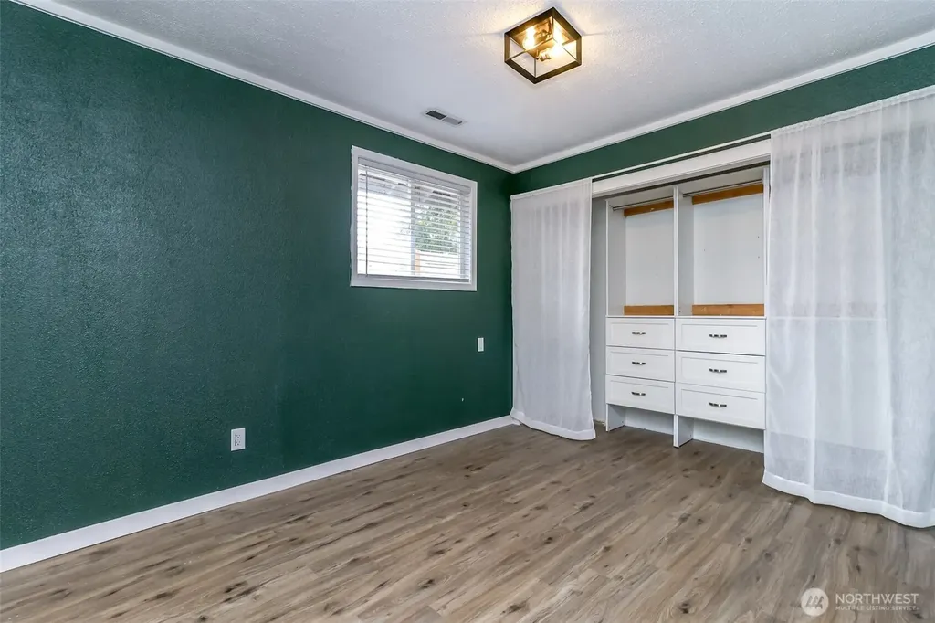 3015 Fredrickson Street Enumclaw WA 98022