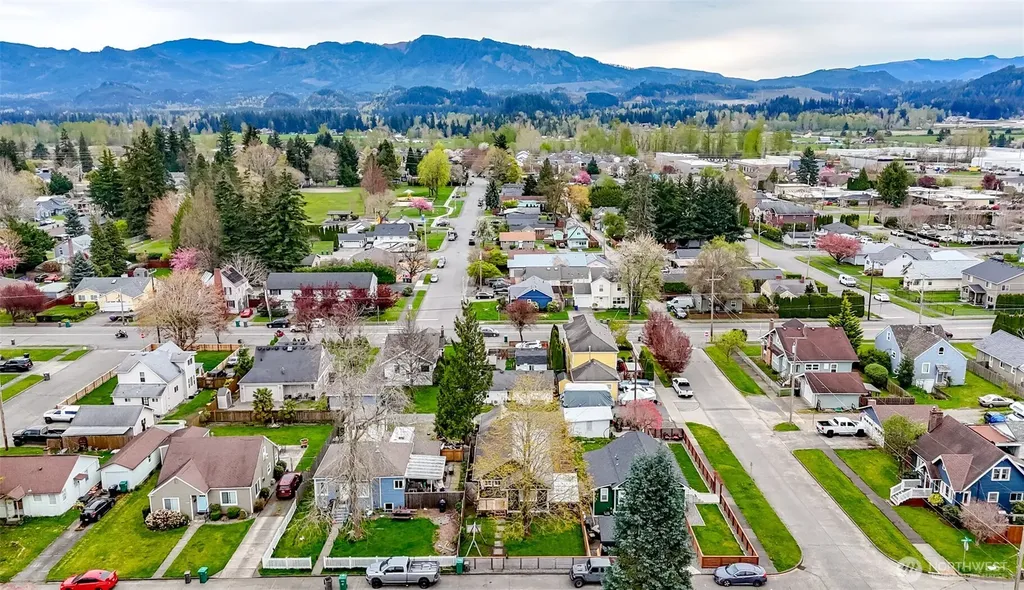 3015 Fredrickson Street Enumclaw WA 98022