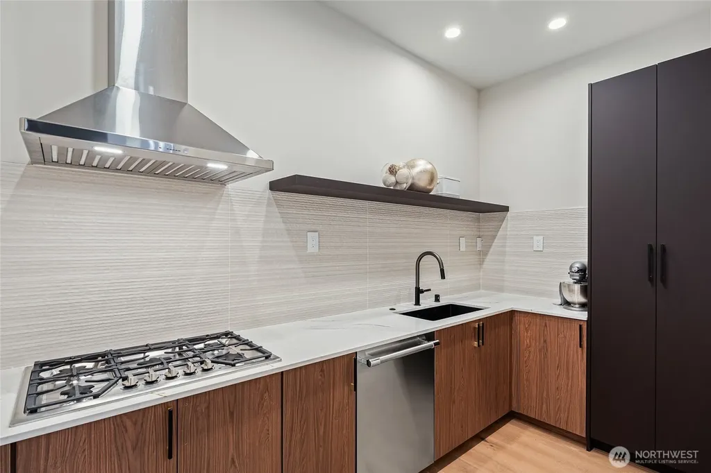 2423 129th Avenue SE Bellevue WA 98005