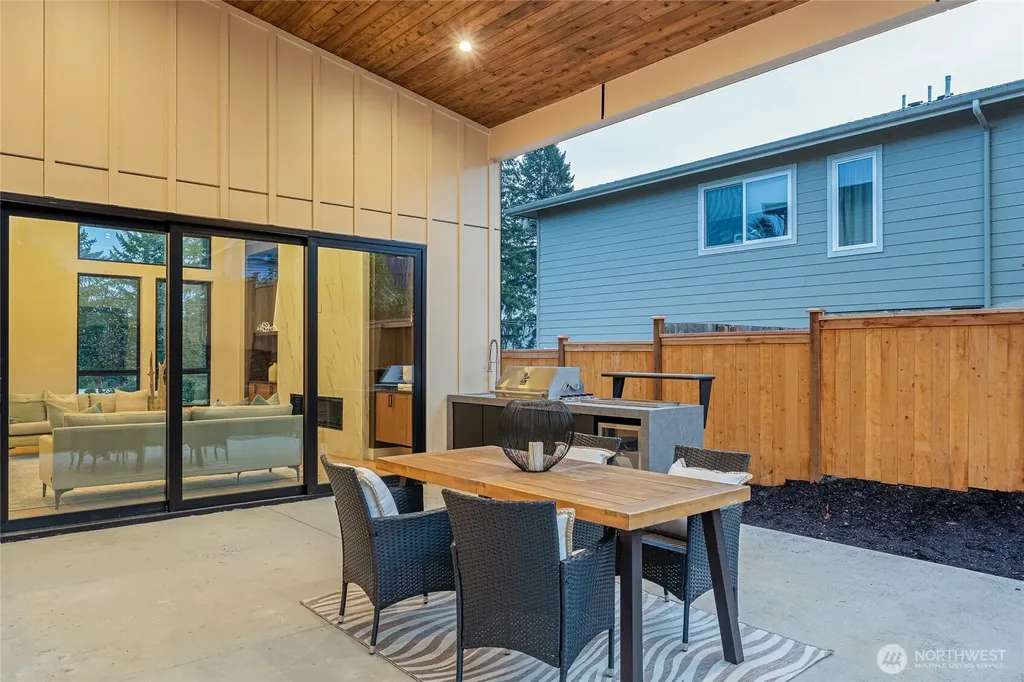 2423 129th Avenue SE Bellevue WA 98005