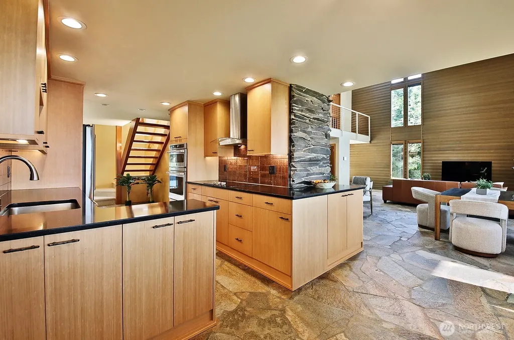 3146 Spahr Road Greenbank WA 98253