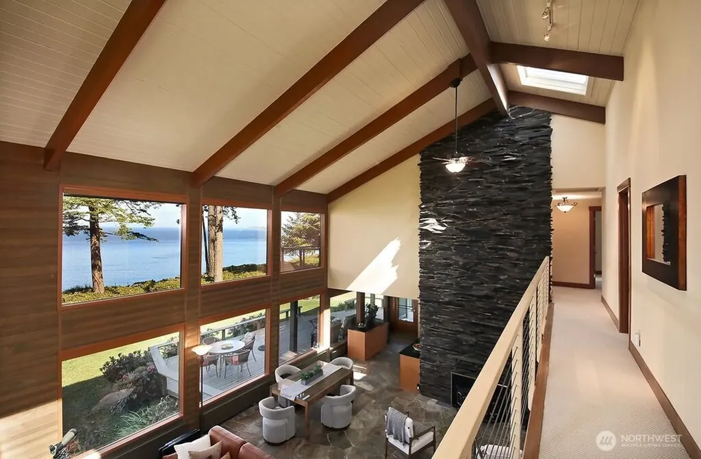 3146 Spahr Road Greenbank WA 98253
