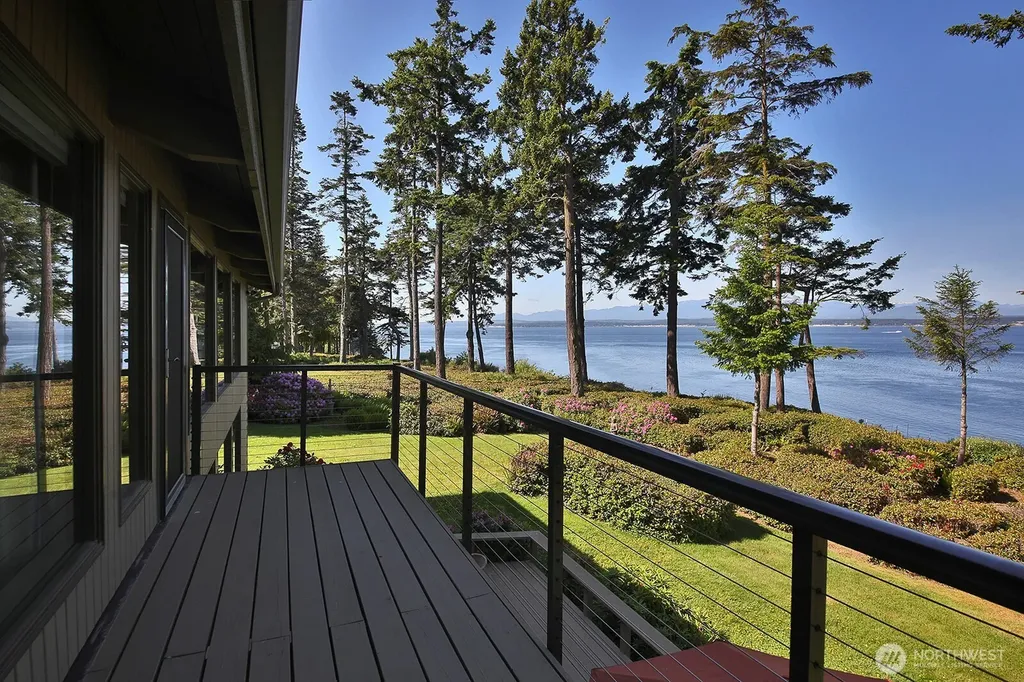 3146 Spahr Road Greenbank WA 98253