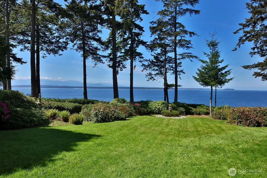 3146 Spahr Road Greenbank WA 98253