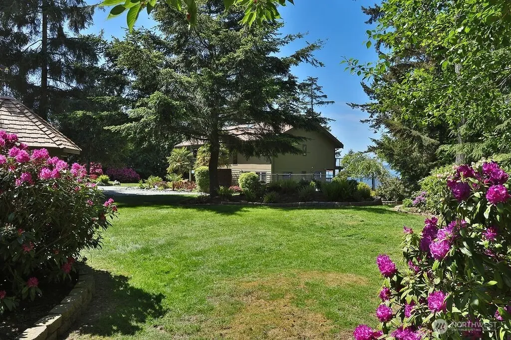 3146 Spahr Road Greenbank WA 98253